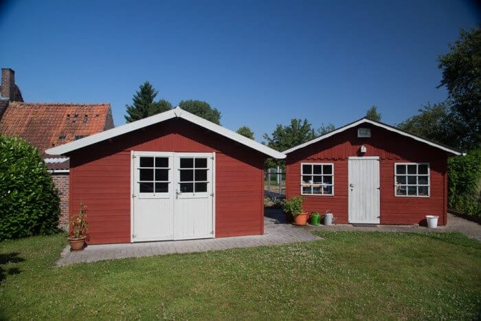 rouge suedois chalets