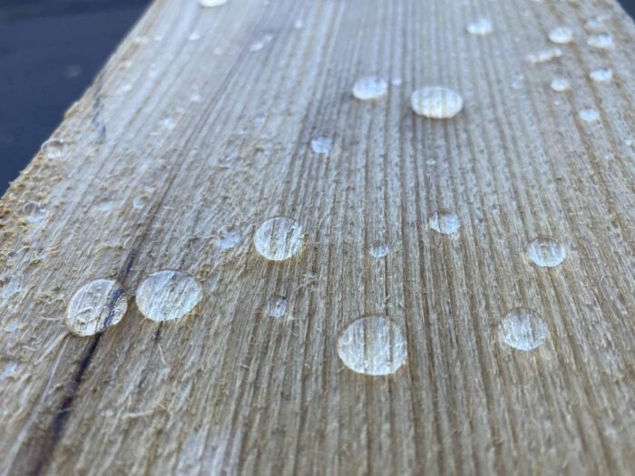 Couverture nano sur bois d’échafaudage