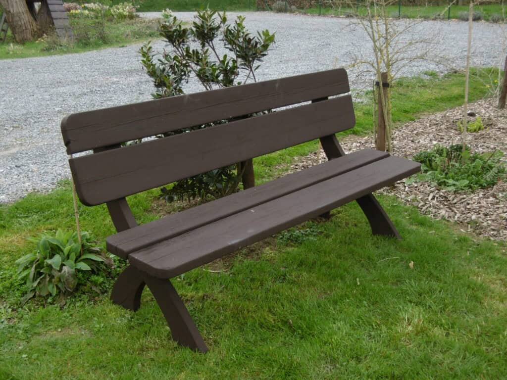 Brun banc de jardin